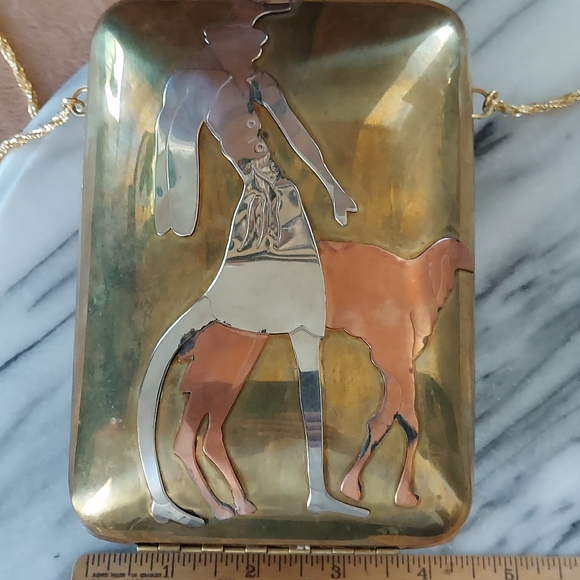 Miriam Marshall - Picture 13 of 14